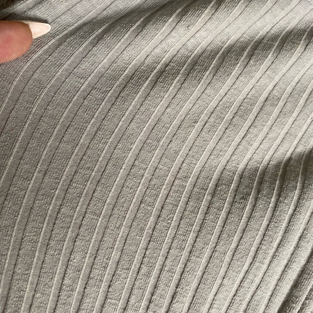Gray Ribbed Set - Picture 4 of 4